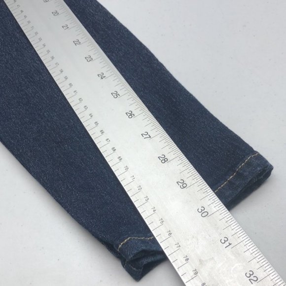 LIKE NEW LEVI SIGNATURE MODERN SKINNY JEANS 6/28x30 ⭐ - Picture 10 of 12